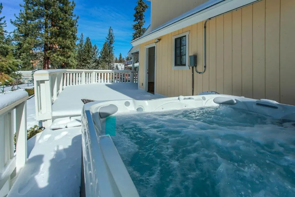 Family Fun Retreat-1813 by Big Bear Vacations, Big Bear Lake, Statele Unite ale Americii