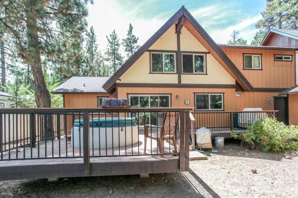 Starview Escape-1782 by Big Bear Vacations, Big Bear Lake, Statele Unite ale Americii