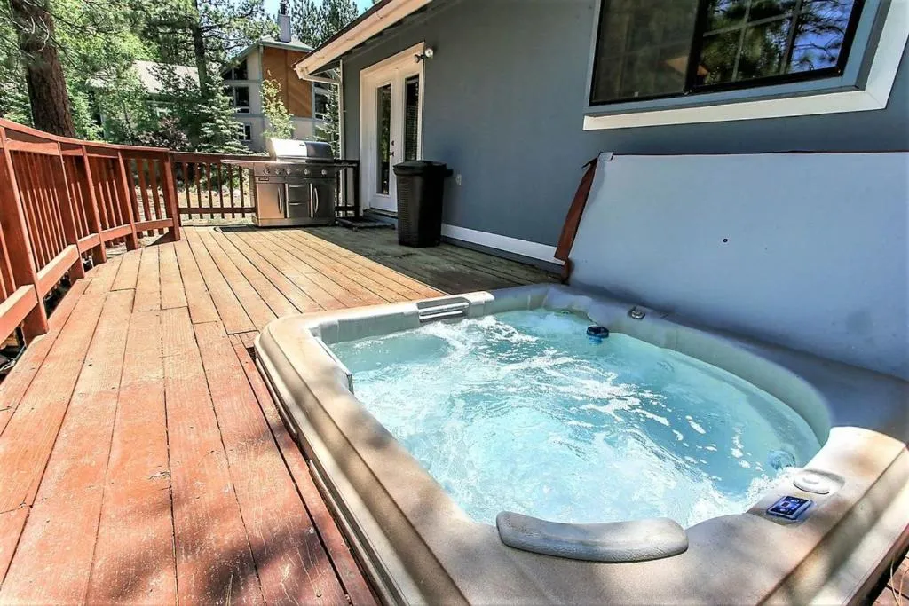Slice of Paradise-1758 by Big Bear Vacations, Big Bear Lake, Statele Unite ale Americii