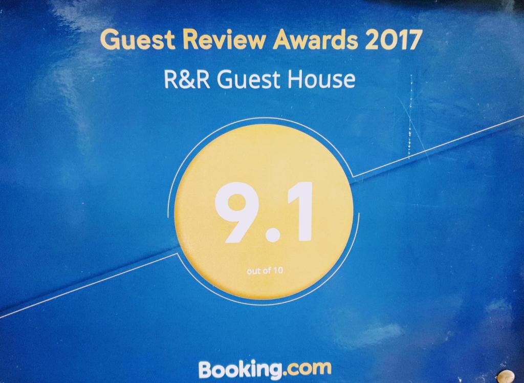 Vottorð, verðlaun, skilti eða annað skjal til sýnis á R&R Guest House