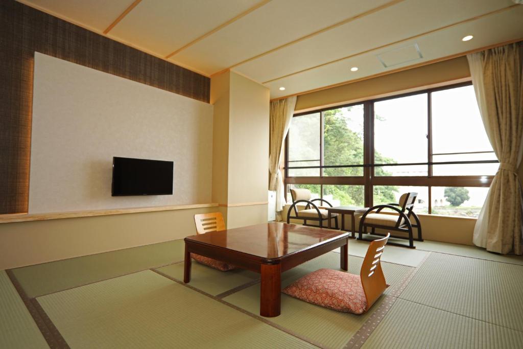 日式旅館南熱海 網代温泉磯料理海辺の湯の宿平鶴 ひらつる 日本熱海 Booking Com