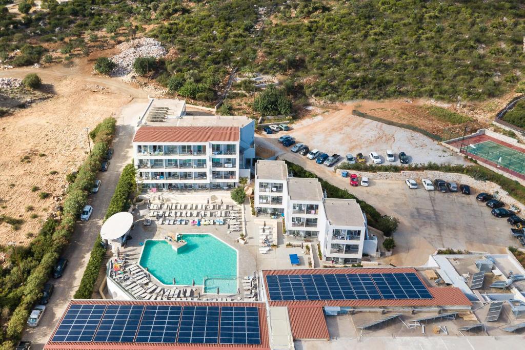 Bazén v ubytování Atali Grand Resort nebo v jeho okolí