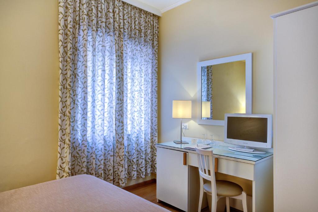 Boutique Hotel Regina - 4