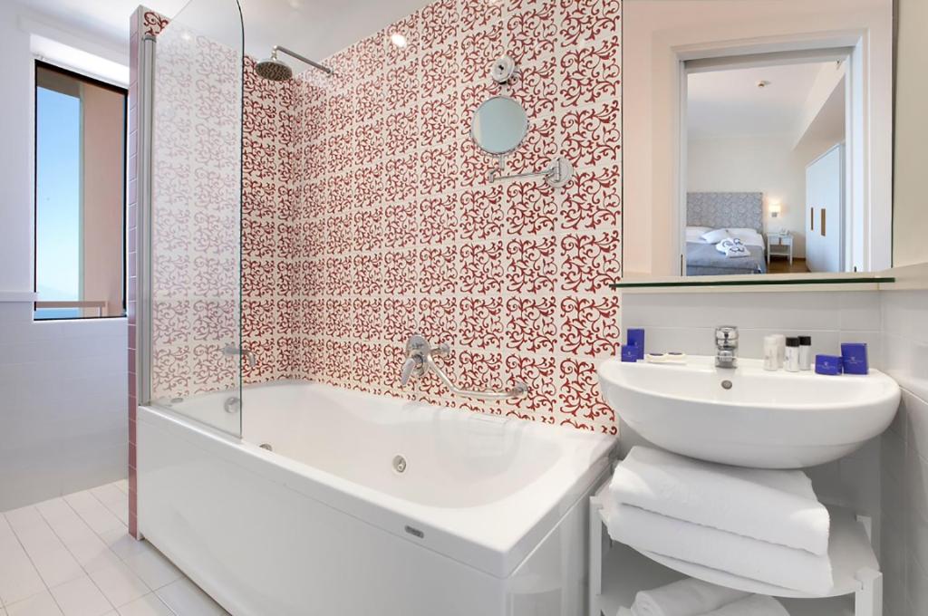 Boutique Hotel Regina - 19