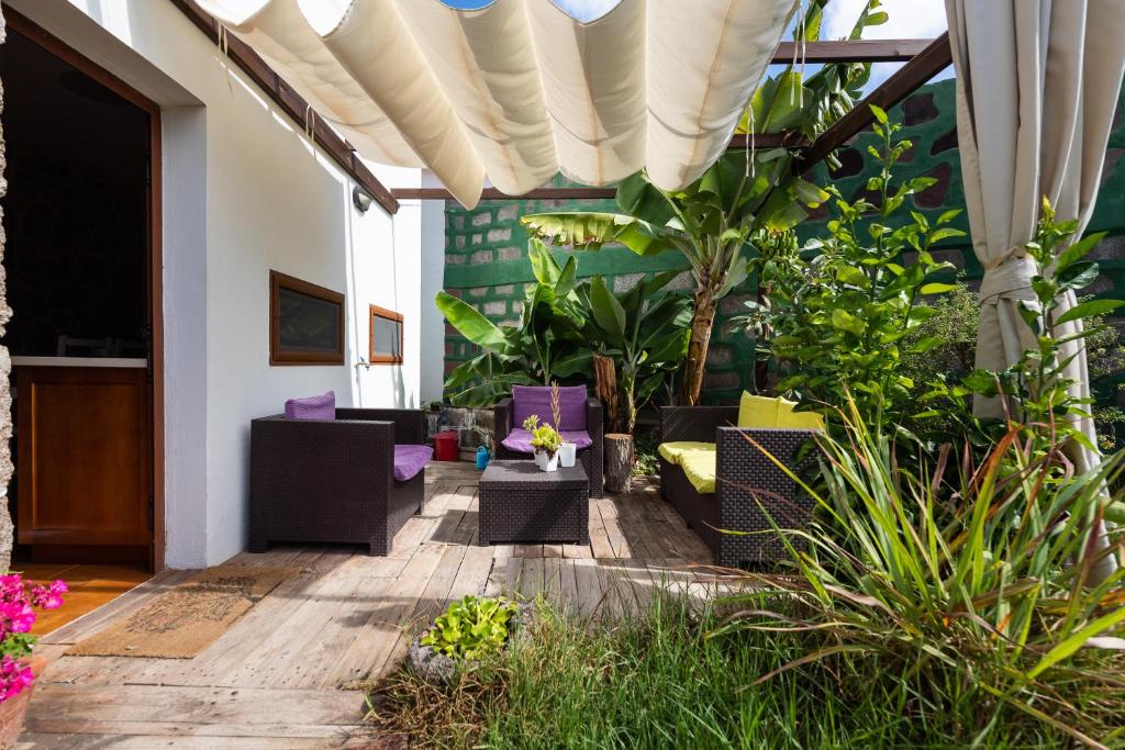 Zahrada ubytování Villa Canaria piscina jacuzzi jardín