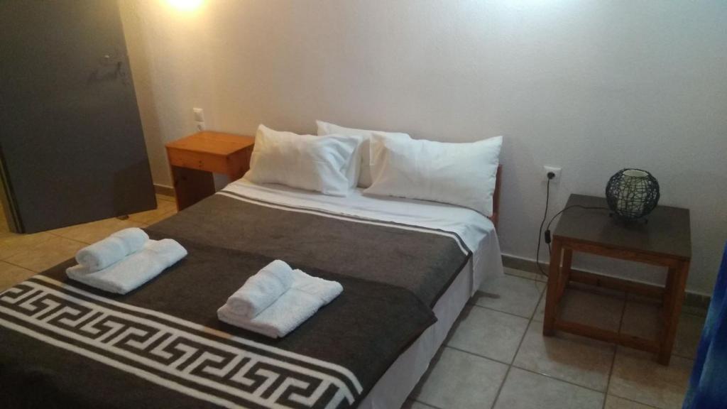 Postel nebo postele na pokoji v ubytování Villas Irene 5 Family Apartments