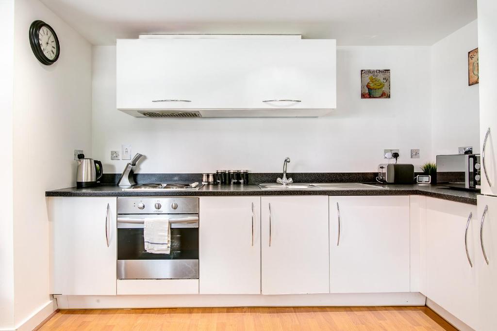Parkside Modern Apartment - Central Birmingham