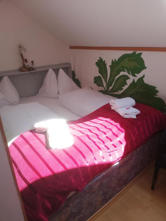 Postel nebo postele na pokoji v ubytování Hotel Kirchenwirt