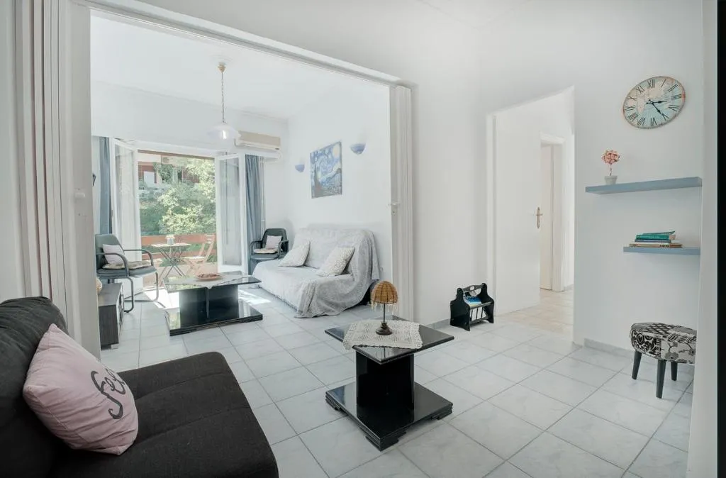 Fix Metro Apartments, 5 min to Acropolis, Athens, Greece