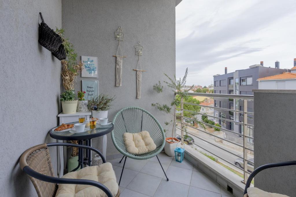 Balkon lub taras w obiekcie Center Penthouse Apartment