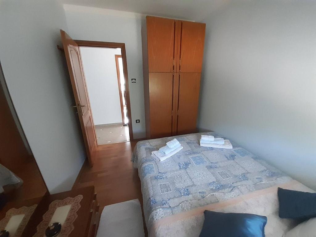 Łóżko lub łóżka w pokoju w obiekcie Apartment Villa Brig