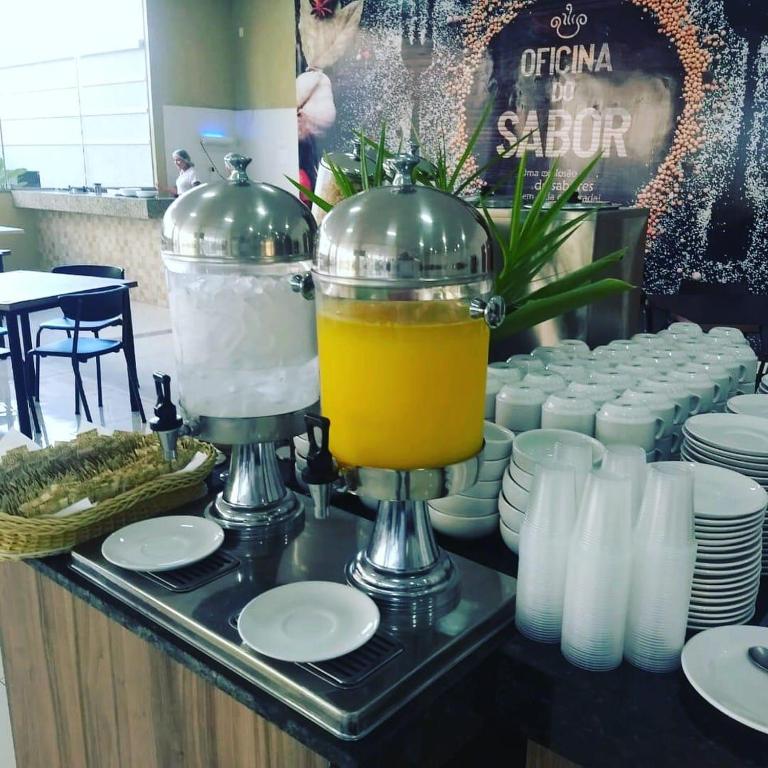 Hotel Encontro das Aguas e 1 dia de Acesso Lagoa Quente  Hotel Encontro das Aguas e 1 dia de Acesso Lagoa Quente