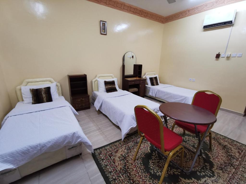 Salassel Al Jabal Al Akhdar Guesthouse - Drievoudige Kamer Met Badkamer