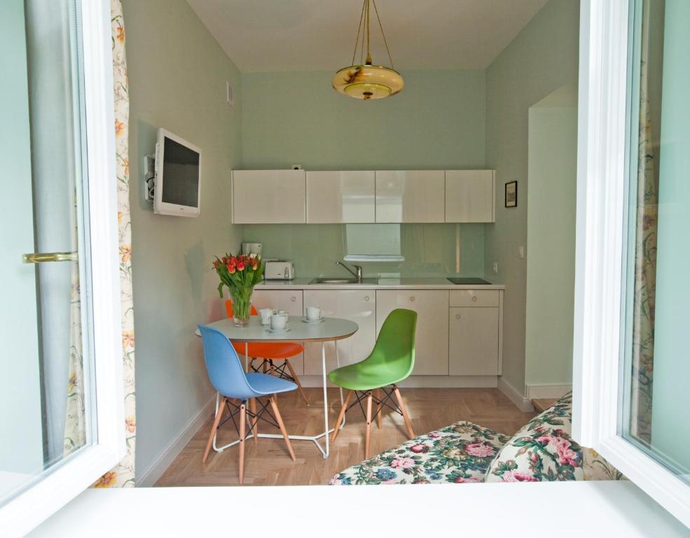 Crystal Suites Chez Helena - 2