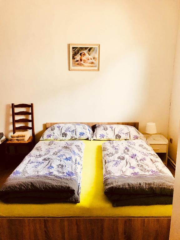 Postel nebo postele na pokoji v ubytování Restaurace penzion Pod Šumárníkem