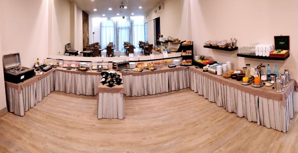 Menjar a l'hotel o a prop