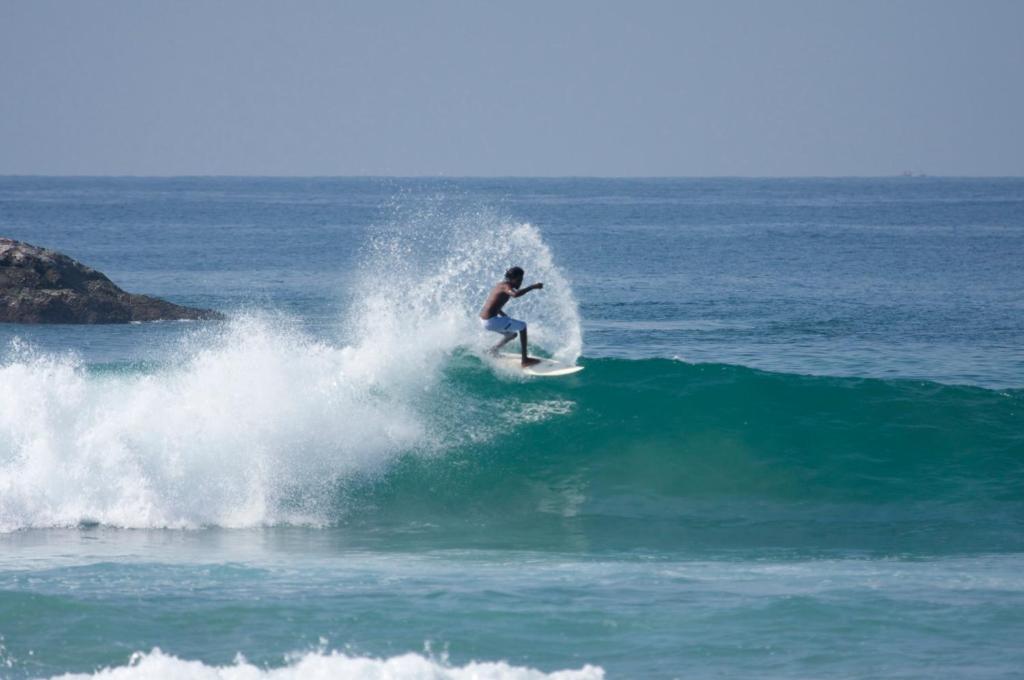 Hosté ubytování The Green Rooms Surf & Yoga Camp - ON THE BEACH - Prime location Renovated 2024