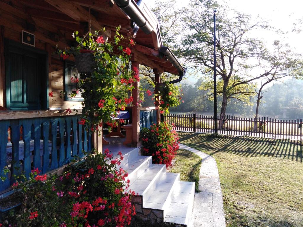 Zahrada ubytování Apartment Bajka