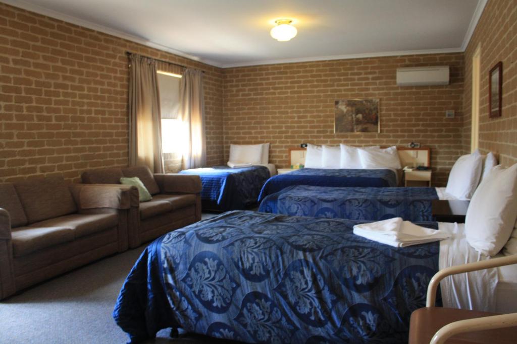 Grand Manor Motor Inn - Camera Familiare