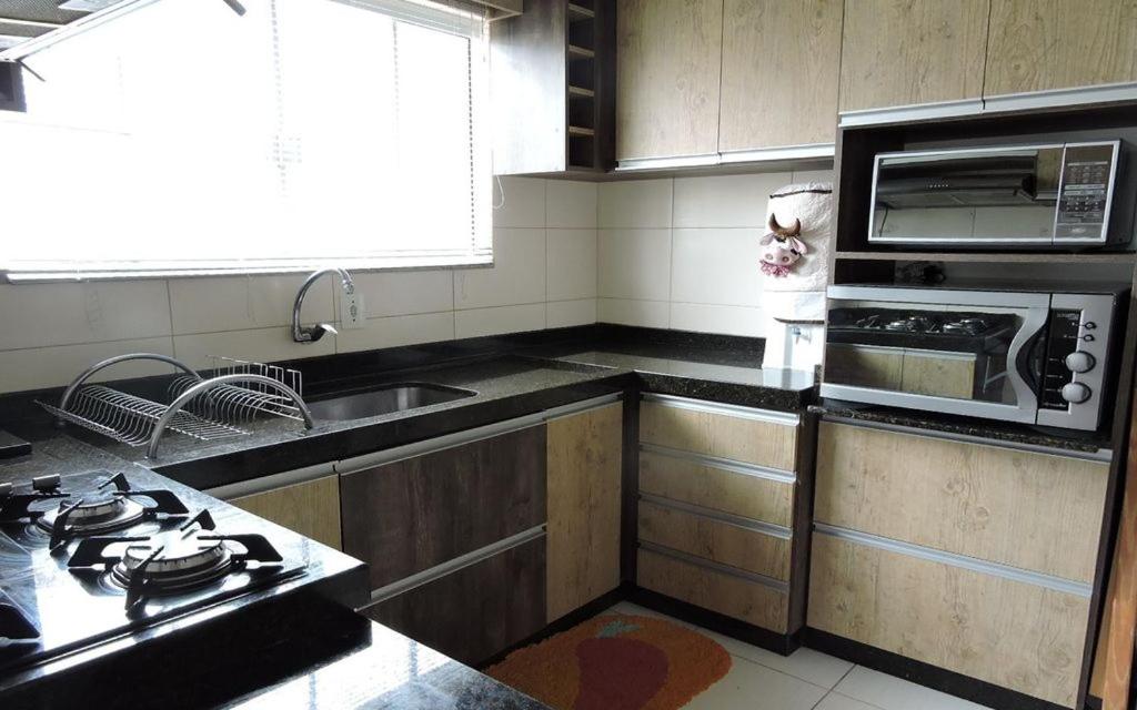 Belíssima casa com 4 quartos