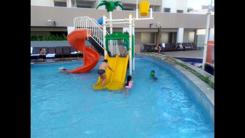 La alberca dentro o cerca de Apartamento em Olímpia em frente ao Thermas