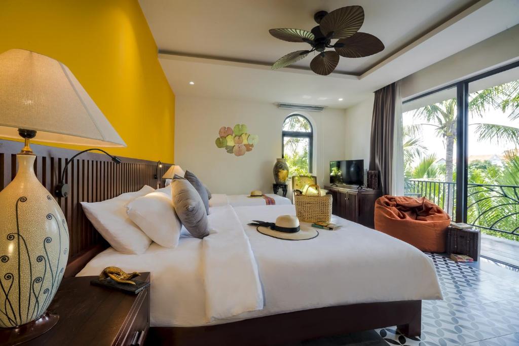 Suite Nhìn ra Hồ bơi