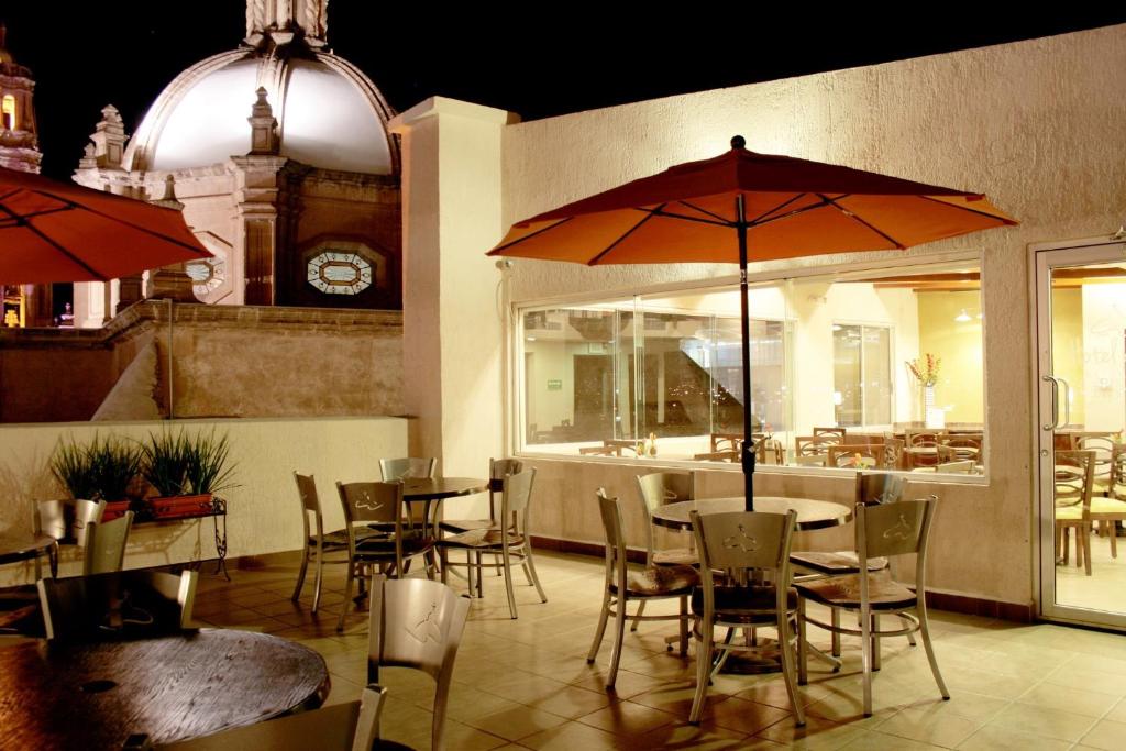 Restaurace v ubytování Hotel Plaza Chihuahua