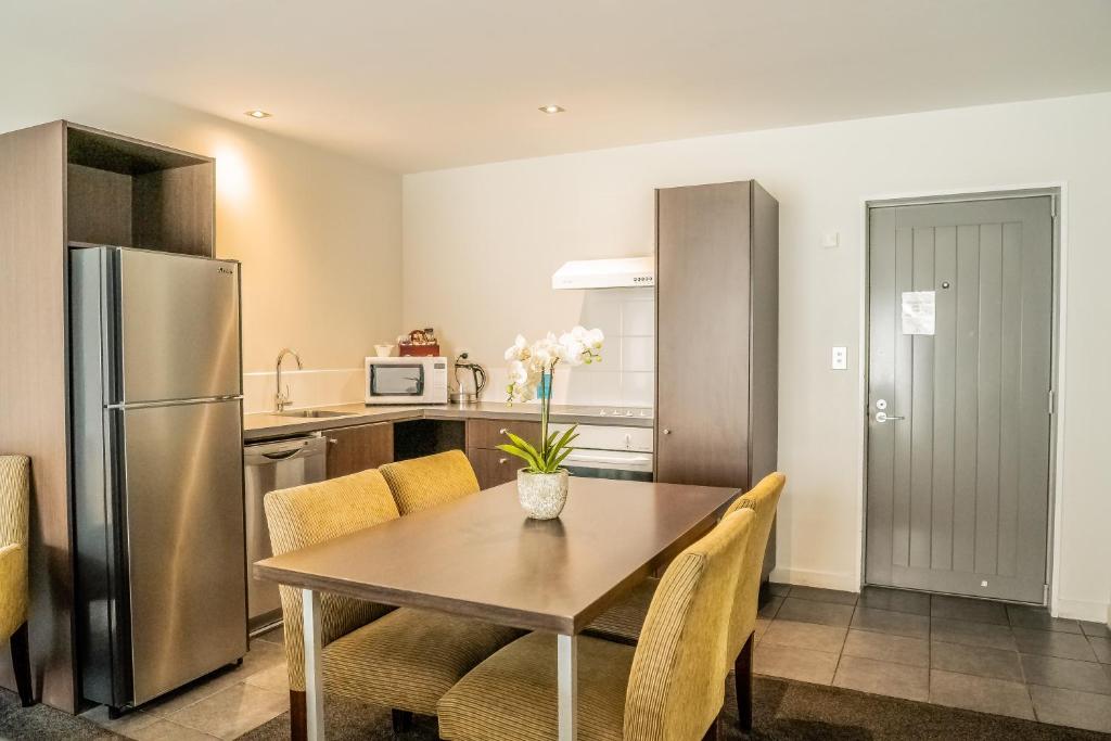 
Two-Bedroom Deluxe Apartment
