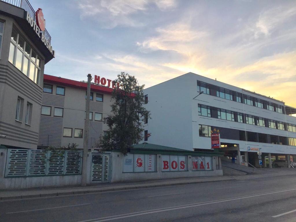 Budova, kde se hotel nachází