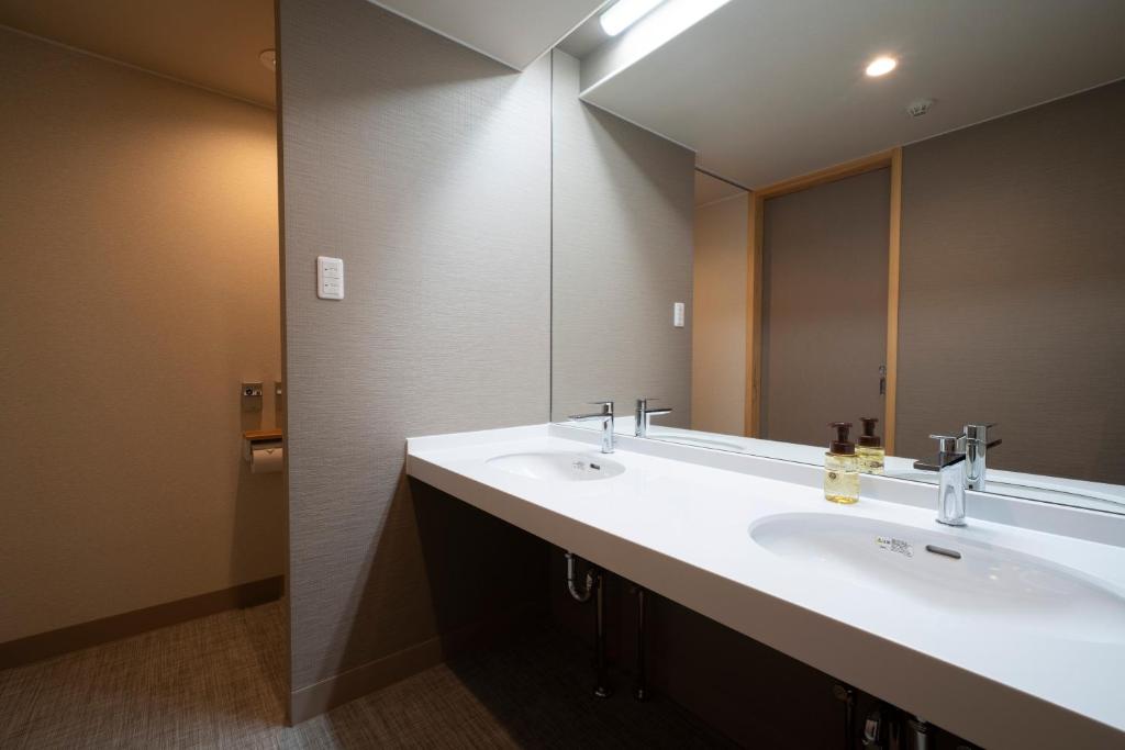 Hotel Sekisuien - Habitación Doble De Lujo Con Dos Camas Dobles