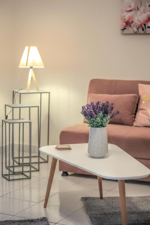 Only yours Meteora - 11