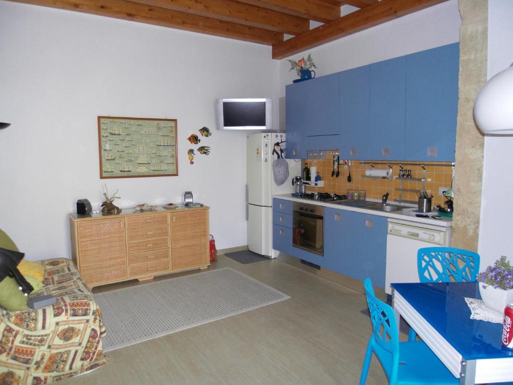 Kuchyňa alebo kuchynka v ubytovaní Antica Casina di Pescatori
