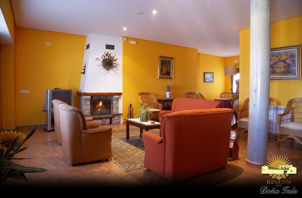 Posezení v ubytování Hotel Rural Rincón de Doña Inés