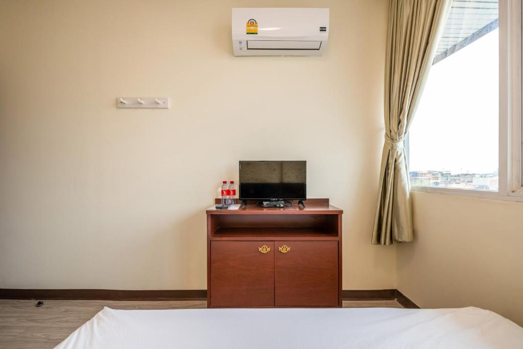 TV a/nebo společenská místnost v ubytování Scala Hostel