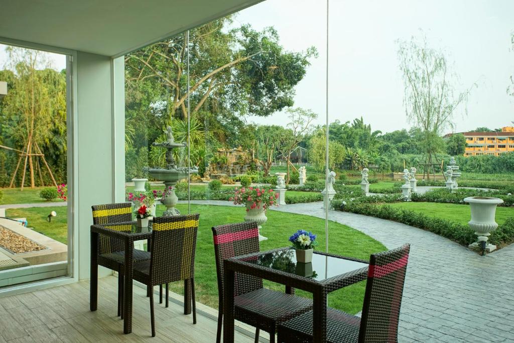 Nantra Chiangmai Riverfront Hotel - Resim 42