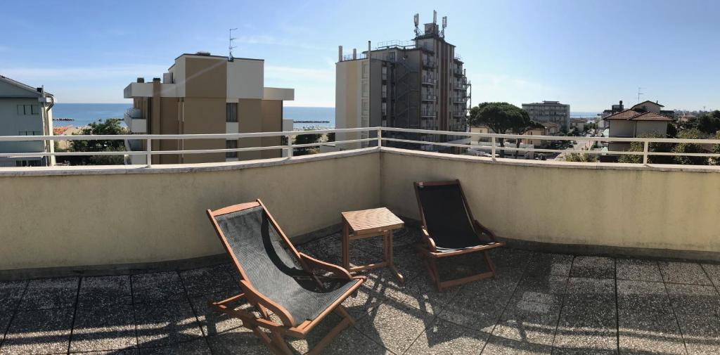 Balkón nebo terasa v ubytování Attico Belvedere