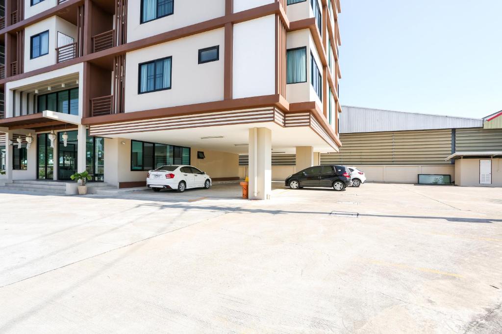 V-twin Donjan Service Apartment - Resim 15