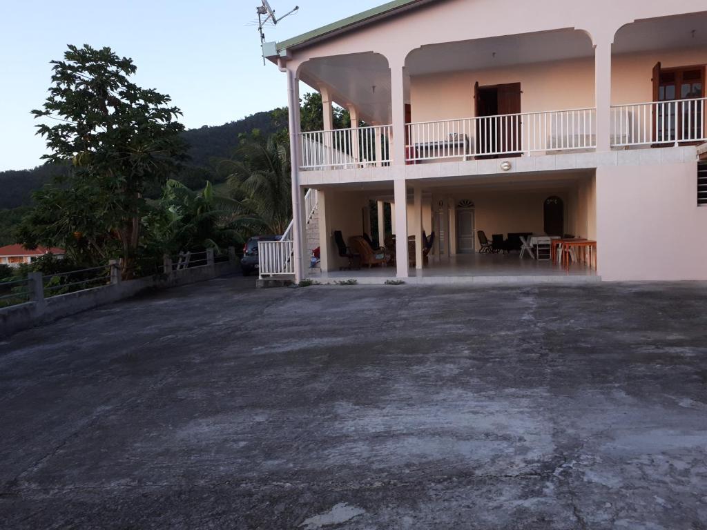 Nespecifikovaný výhled na hory nebo výhled na hory při pohledu z bed and breakfast