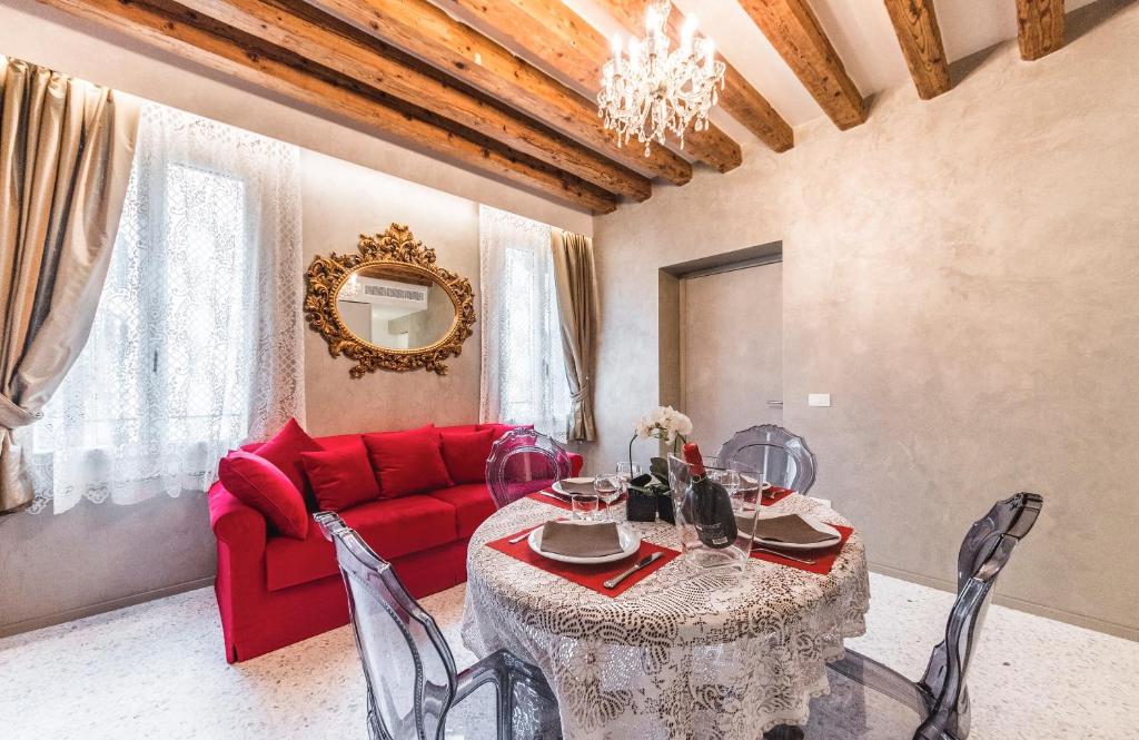 Χώρος καθιστικού στο Rialto Luxury Flat