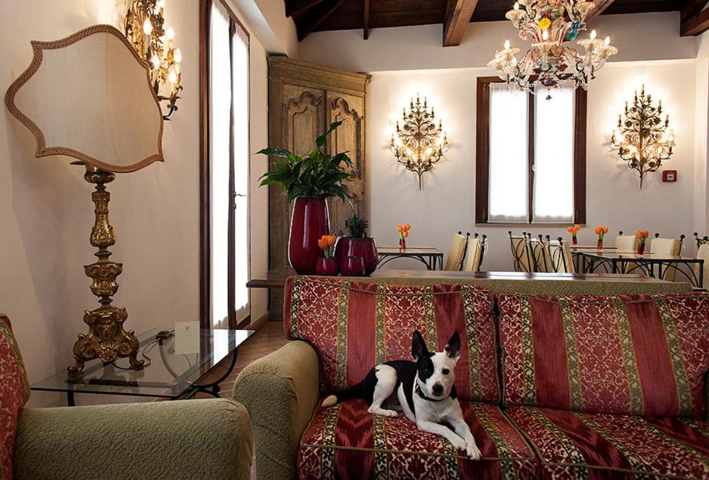 Hotel Columbia - Resim 10