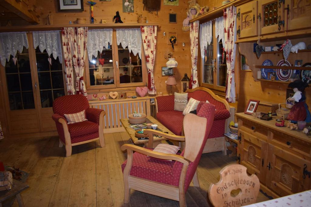 Posezení v ubytování B&B Stiffler-Huus