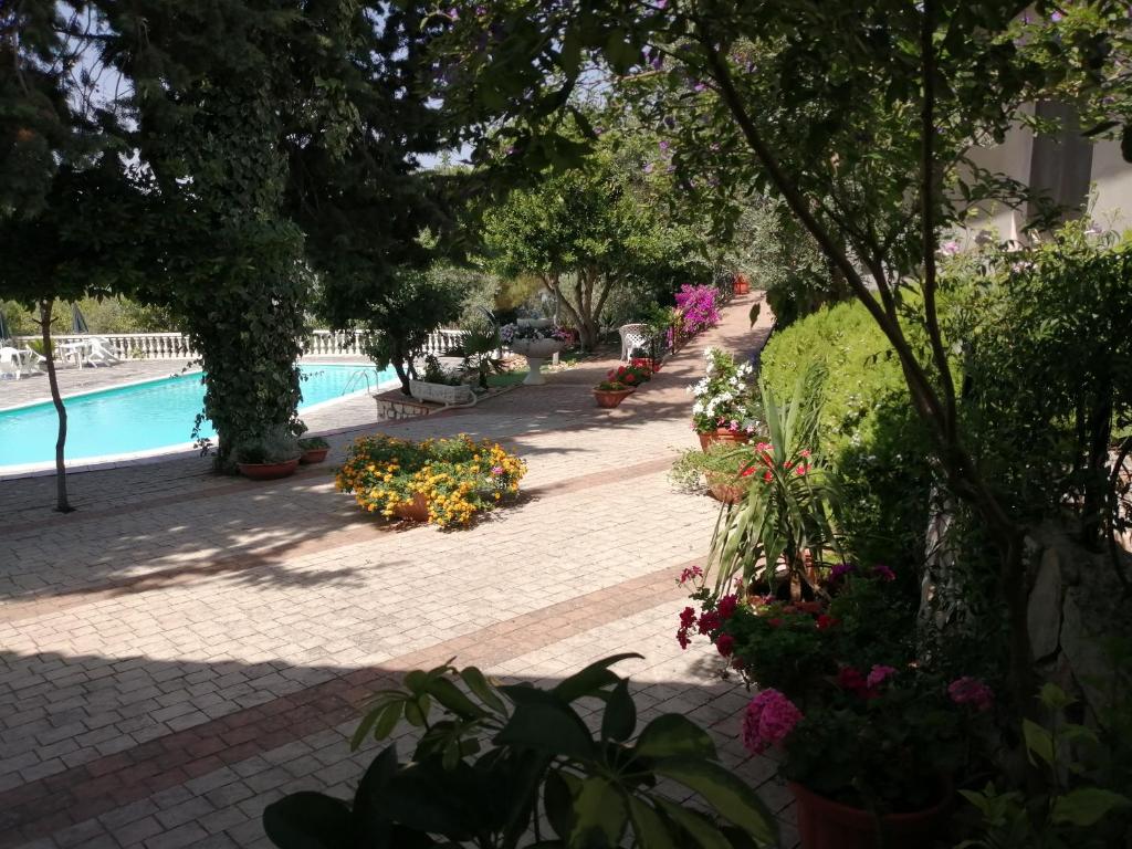 The swimming pool at or close to Agriturismo Vemi