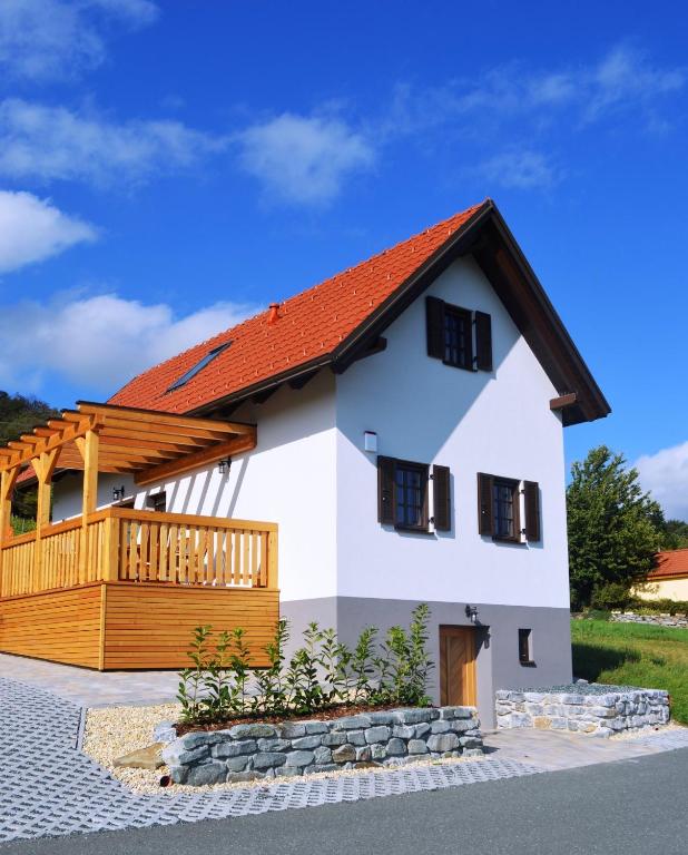 The building in which the holiday home is located