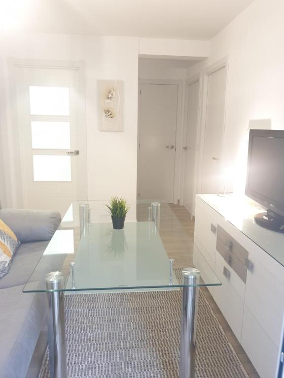 A television and/or entertainment centre at Doña Lola House