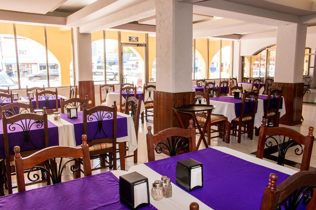 Restaurace v ubytování Hotel Batab