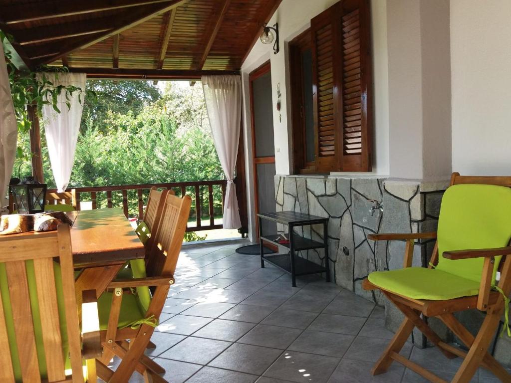 Balkón alebo terasa v ubytovaní Vourvourou Antonis House