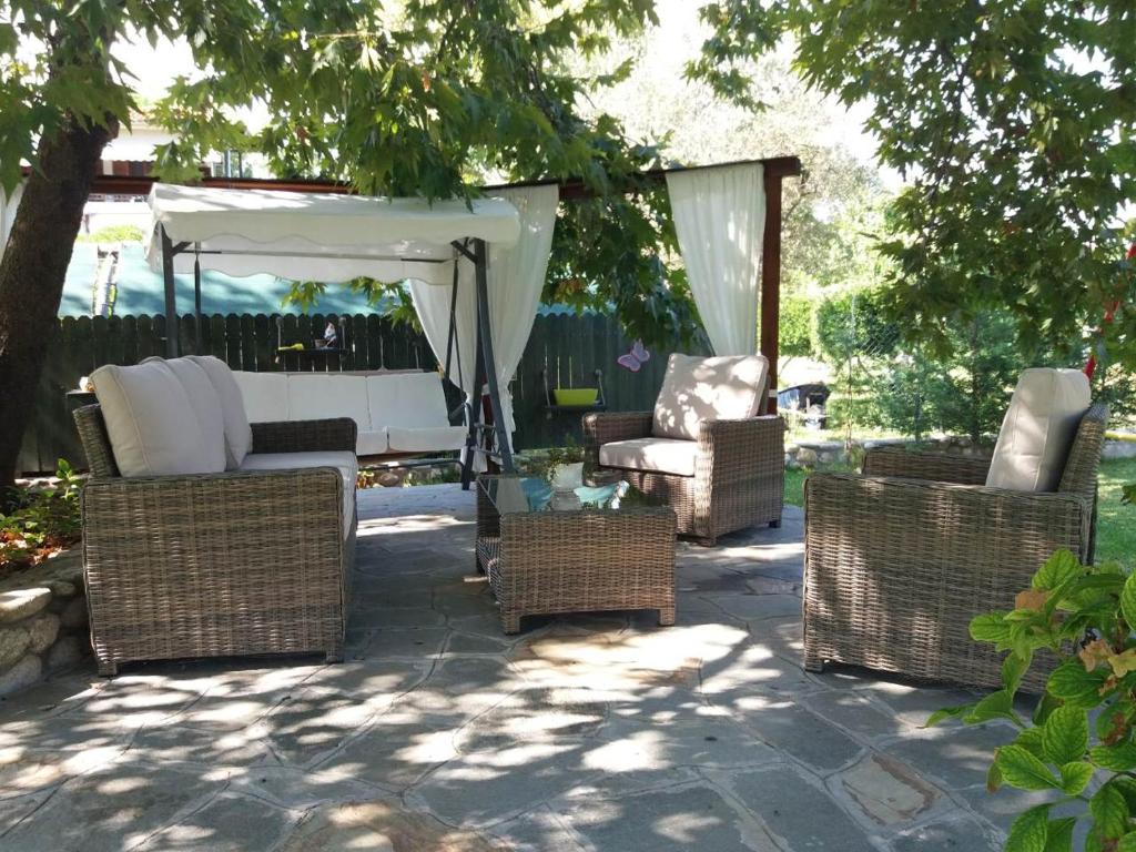 Vonkajšia záhrada v ubytovaní Vourvourou Antonis House