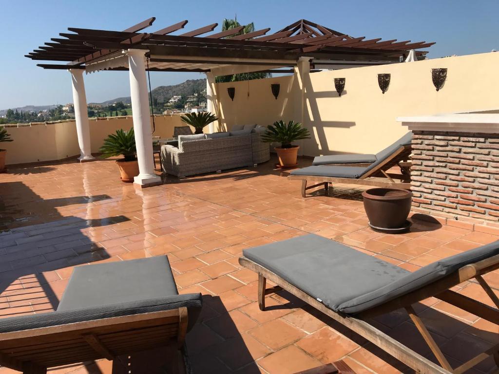 Balkón nebo terasa v ubytování Penthouse Karina Los Arqueros
