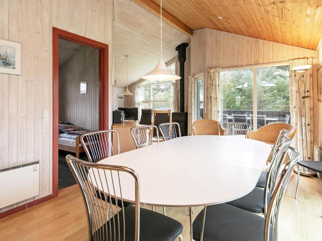 Posezení v ubytování Luxury Retreat in Lonstrup Oasis-By Traum