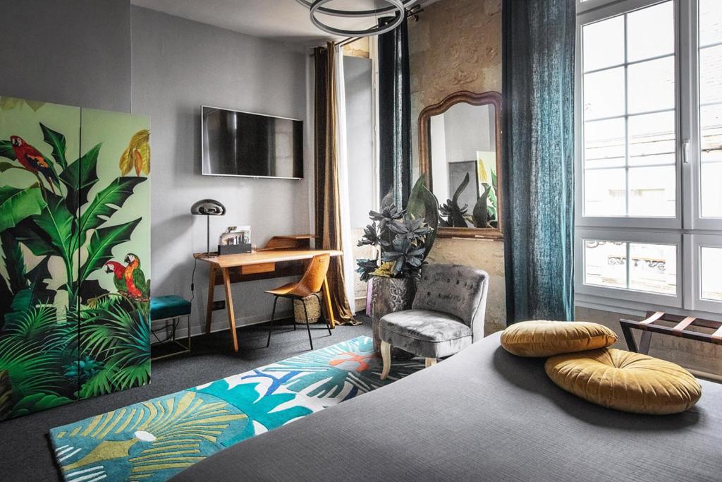LA BELLÊME BLEUE - Deluxe Kamer (2 Volwassenen + 1 Kind)